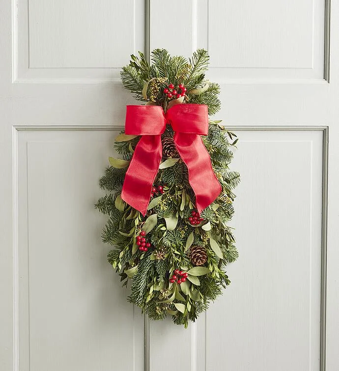 Holiday Boxwood Swag